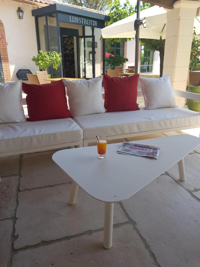 Le Domaine Du Colombier Otel Malataverne Dış mekan fotoğraf